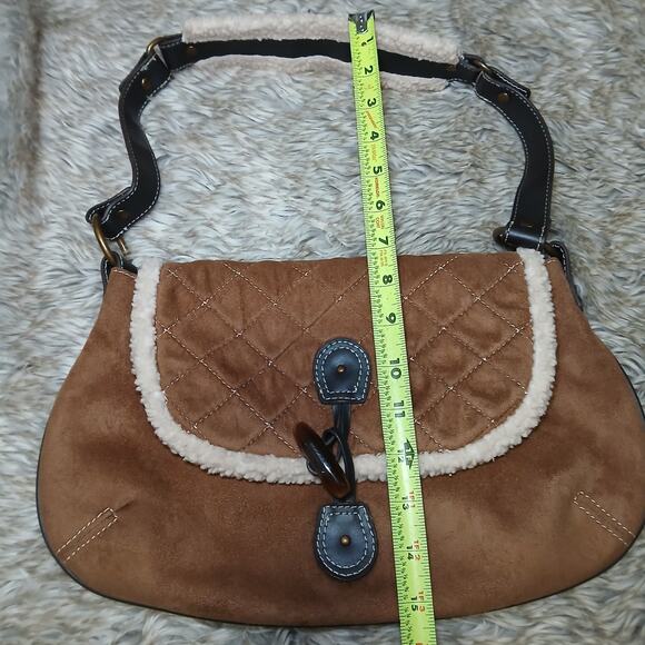 Old Navy Brown Faux Suede Sherpa Shoulder Bag Quilted Flap Buckle Boho Y2K - Picture 3 of 11
